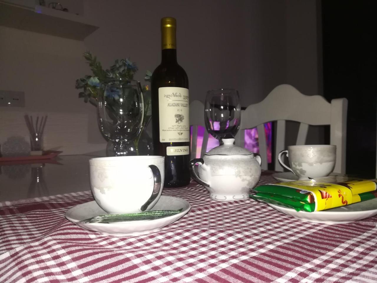 Ikas Apartment Tbilisi Eksteriør bilde